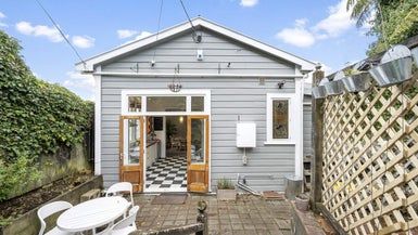  at 35 Plunket Street, Kelburn, Wellington