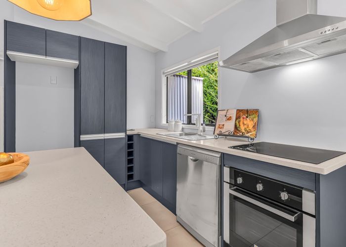  at 1/47 Farquhar Rd, Glendene, Waitakere City, Auckland