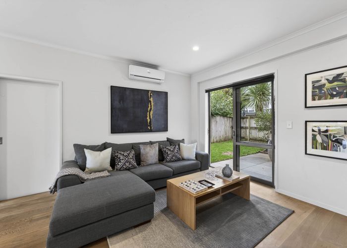  at 28/27 Powell Street, Avondale, Auckland City, Auckland