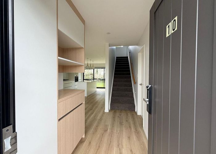  at 10 Finn Place, Mount Wellington, Auckland City, Auckland