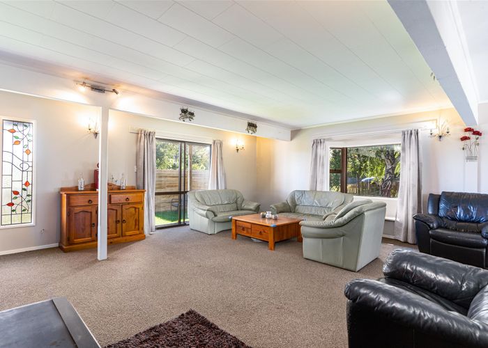  at 2984 Cheltenham Hunterville Road, Cheltenham