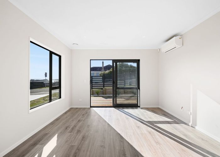  at 1/1 Mitcham Avenue, Forest Lake, Hamilton, Waikato