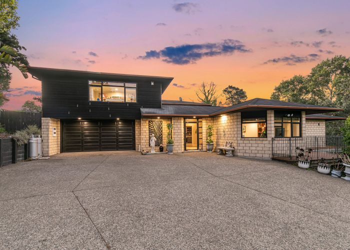  at 3 Oakford Park Crescent, Greenhithe, North Shore City, Auckland