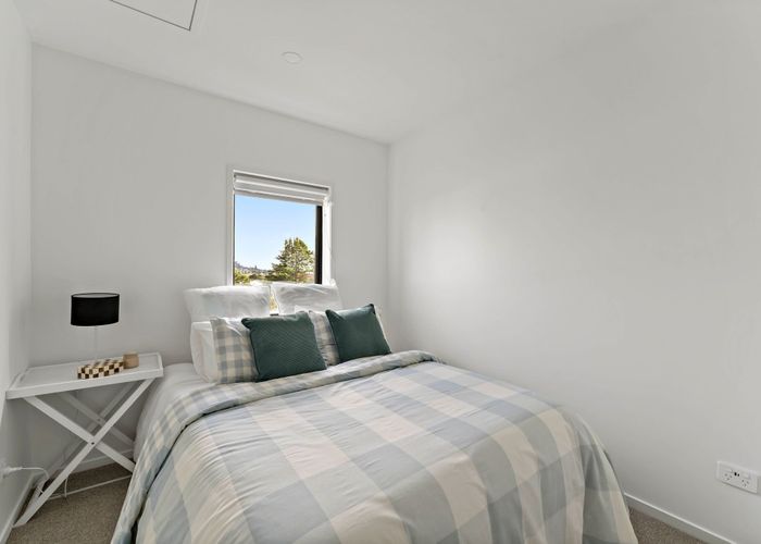  at 6 Tupuke Lane, Mount Roskill, Auckland City, Auckland