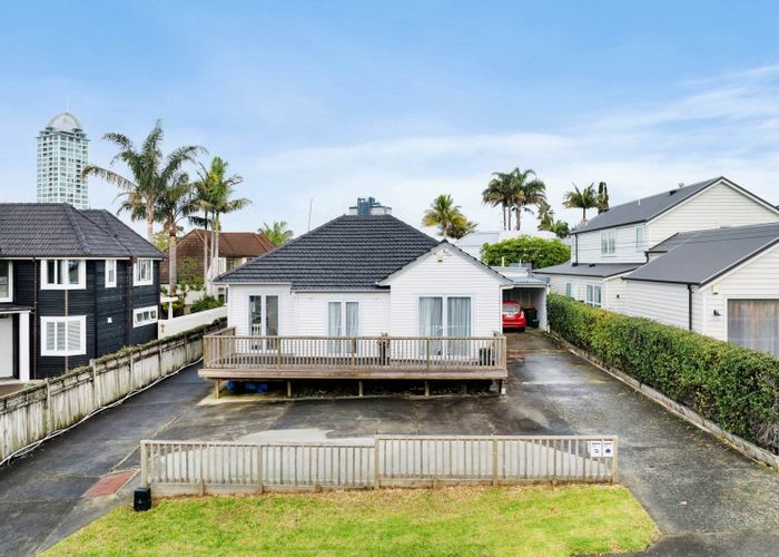  at 8A & 8B Campbell Road, Takapuna, North Shore City, Auckland