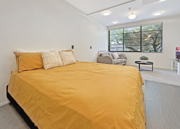  at 208/3 Roxburgh Street, Mount Victoria, Wellington