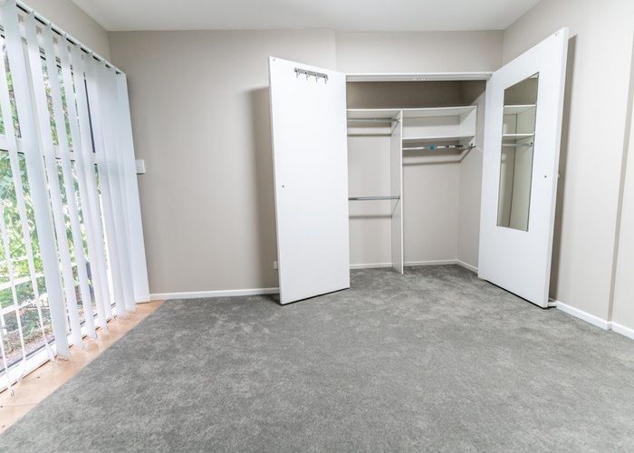  at 2/325 Mount Albert Road, Wesley, Auckland City, Auckland