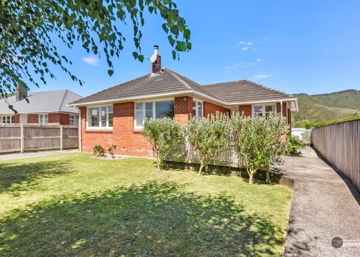  at 40 Hewer Crescent, Naenae, Lower Hutt