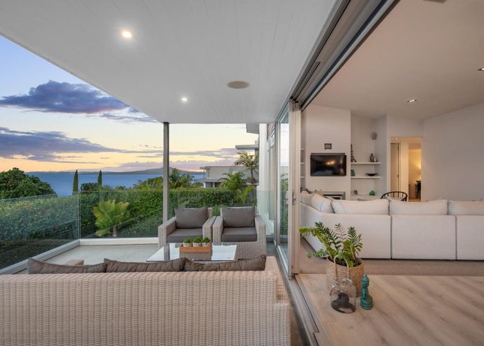  at 12A Eastcliffe Road, Castor Bay, North Shore City, Auckland