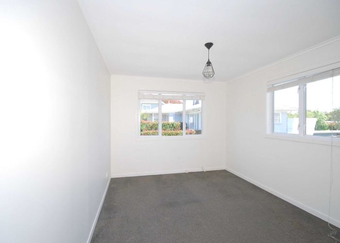 at 51 Rogan Street, Hillsborough, Auckland City, Auckland