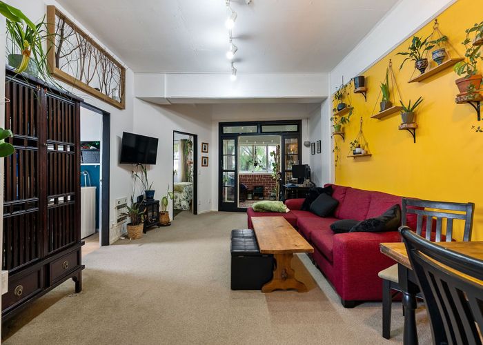  at 2/33 Hania Street, Mount Victoria, Wellington, Wellington