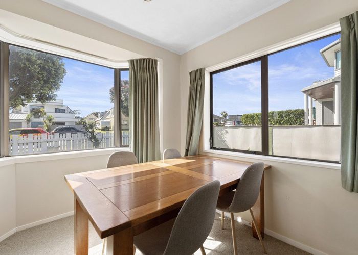  at 2 Sunbrae Grove, Mount Maunganui, Mount Maunganui