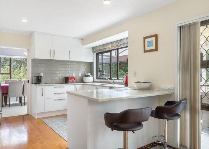  at 27 Centorian Drive, Windsor Park, North Shore City, Auckland