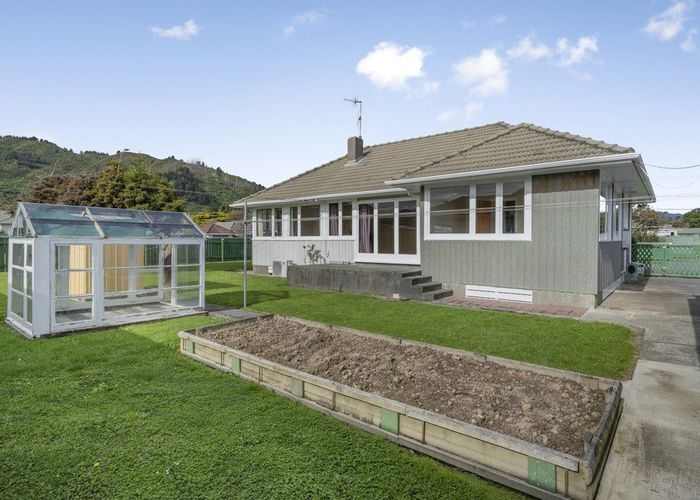  at 2 Devon Street, Wainuiomata, Lower Hutt
