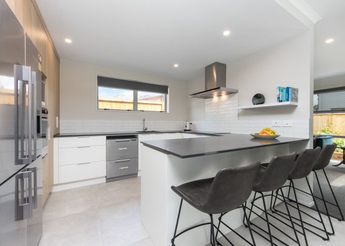  at 51 Mettam Drive, Swanson, Auckland
