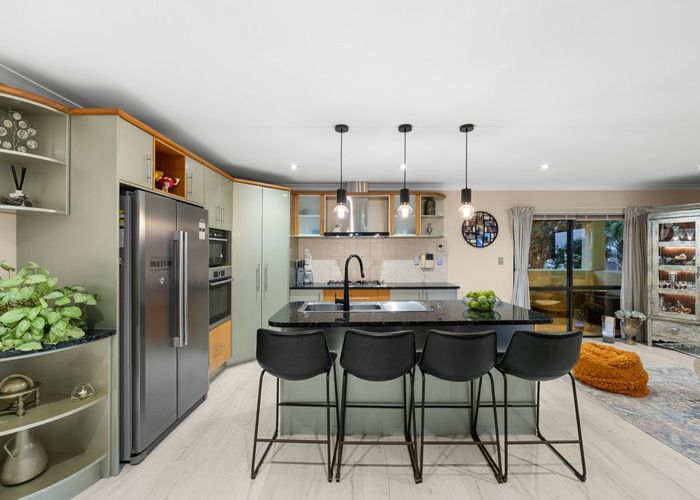  at 63 San Valentino Drive, Henderson, Waitakere City, Auckland