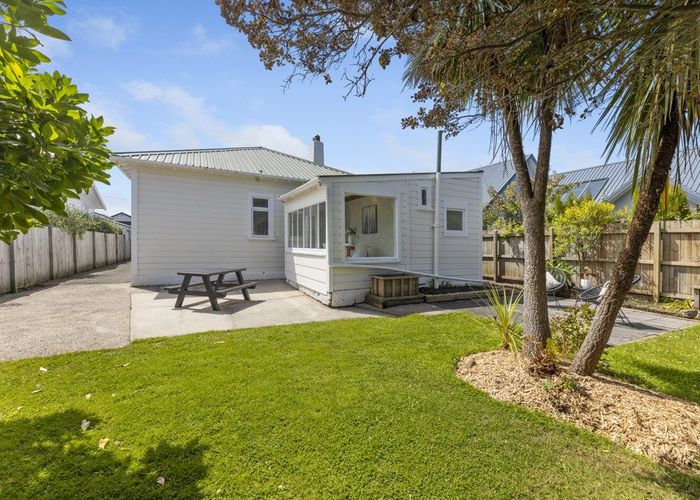  at 10 Pretoria Avenue, Saint Clair, Dunedin, Otago