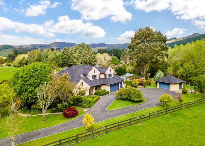  at 43 TVL Road, Blue Mountains, Upper Hutt, Wellington