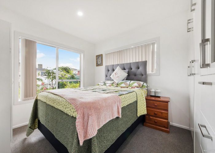  at 44 Butterworth Drive, Glendene, Waitakere City, Auckland
