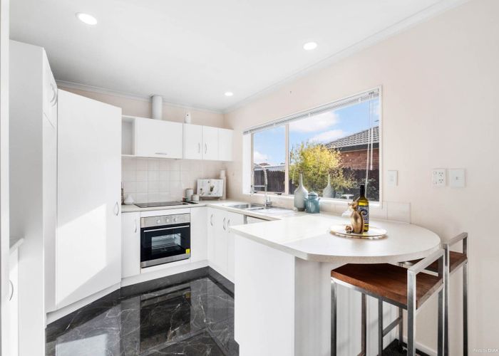  at 120 Burswood Drive, Burswood, Auckland