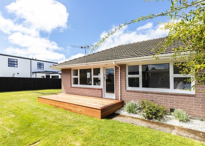  at 2/15 Winton Street, St. Albans, Christchurch City, Canterbury
