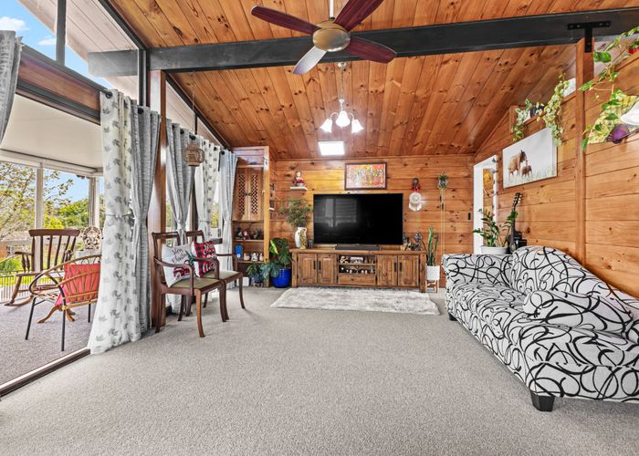  at 1 James Bright Lane, Waiuku, Franklin, Auckland