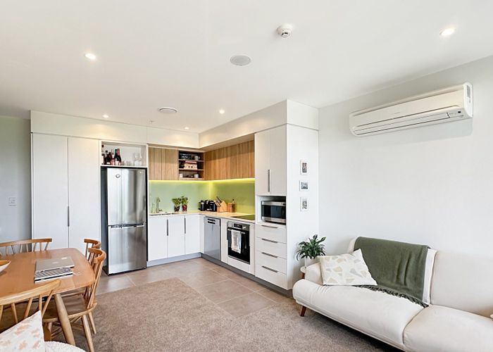  at 401/1 Buscomb Avenue, Henderson, Waitakere City, Auckland