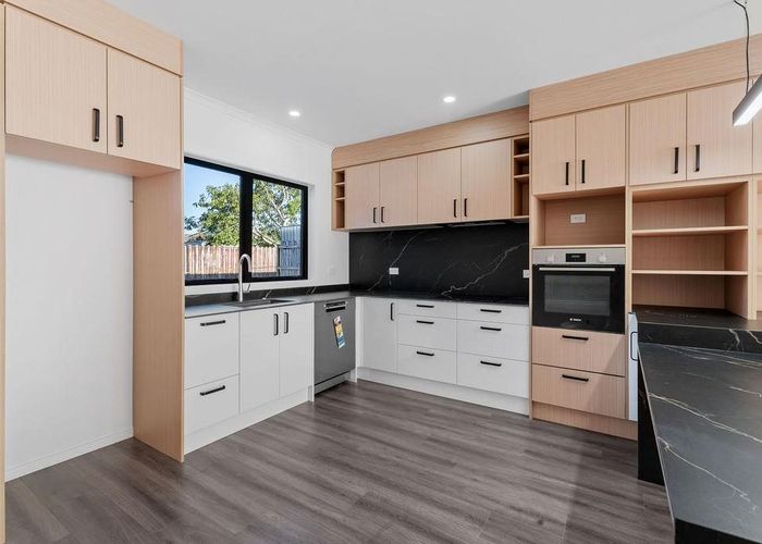  at 2/42 Balmerino Crescent, Pukete, Hamilton, Waikato