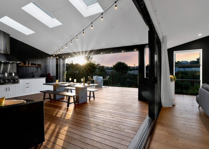  at 2/20B Gordon Street, Glen Avon, New Plymouth