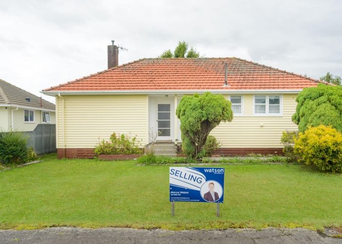 at 9 Thames Street, Roslyn, Palmerston North