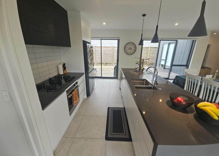  at 35 Lusitano Drive, Papakura, Papakura, Auckland