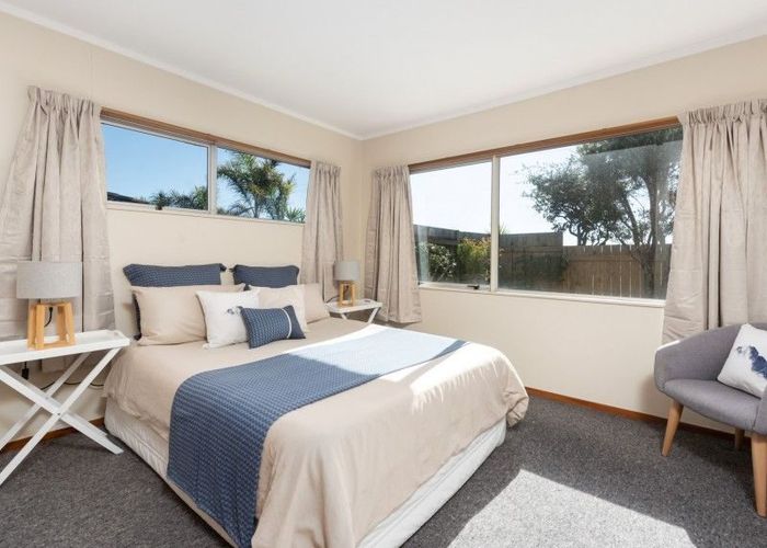  at 1/1004 Papamoa Beach Road, Papamoa Beach, Tauranga, Bay Of Plenty