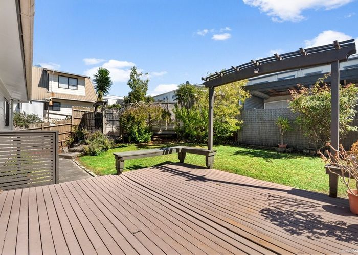  at 2/49 Target Road , Totara Vale, North Shore City, Auckland