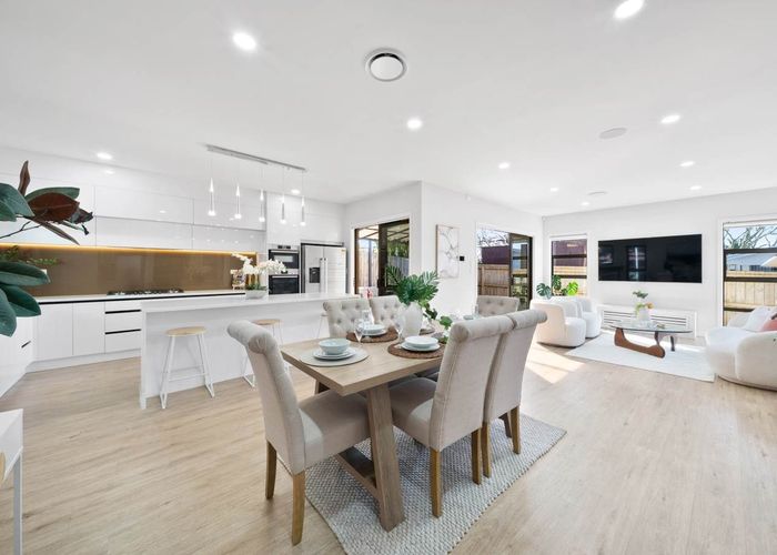  at 17A Ussher Place, Pakuranga Heights, Manukau City, Auckland