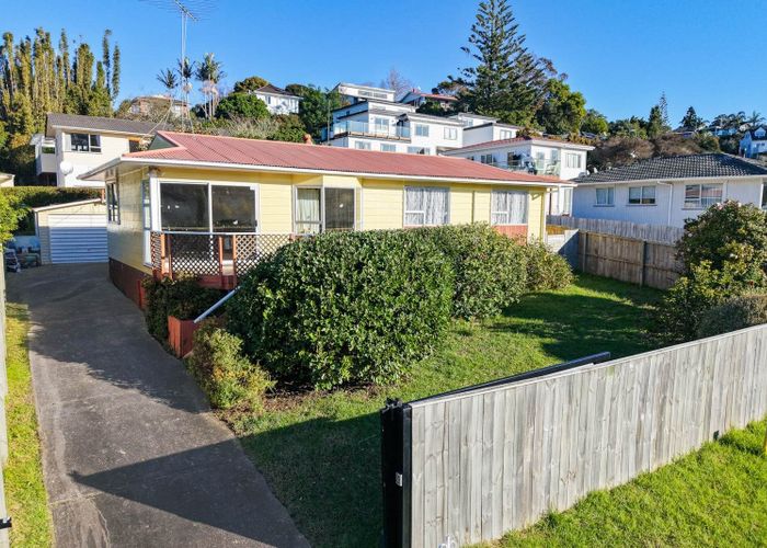  at 52 Awaruku Road, Torbay, North Shore City, Auckland