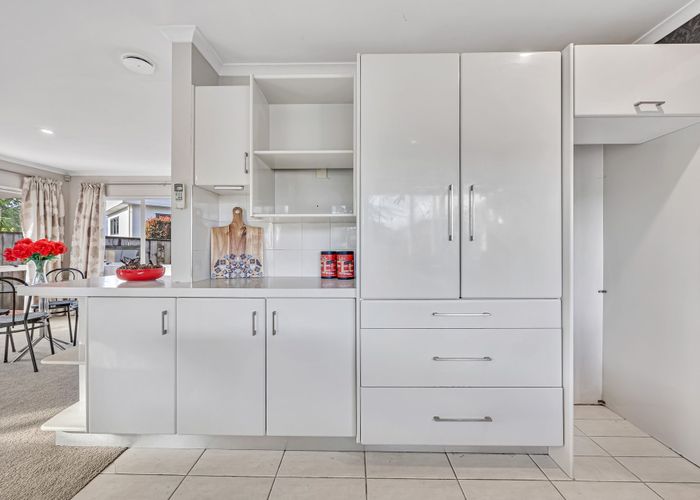  at 13 Bridgehead Cove, West Harbour, Waitakere City, Auckland