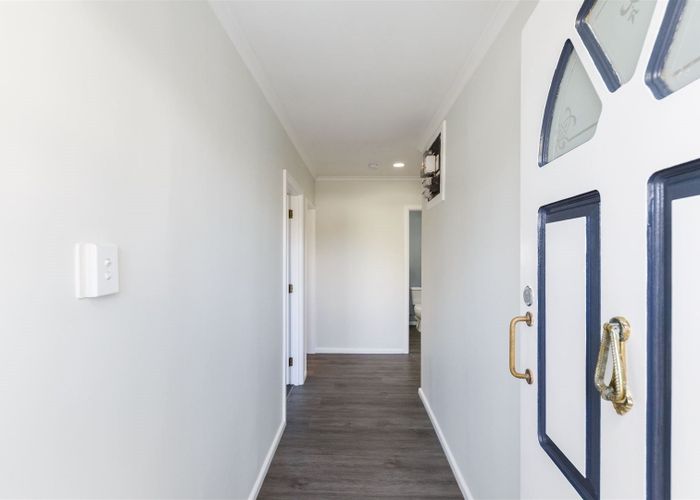  at 17 Norwich Place, Awapuni, Palmerston North