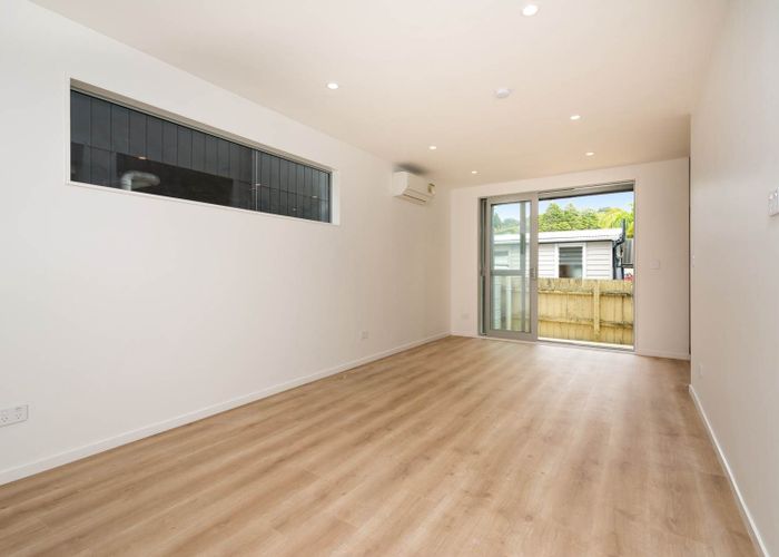  at 11B Compton Street, Hillcrest, North Shore City, Auckland
