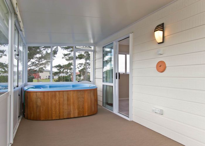  at 11 Westhaven Place, Tuakau