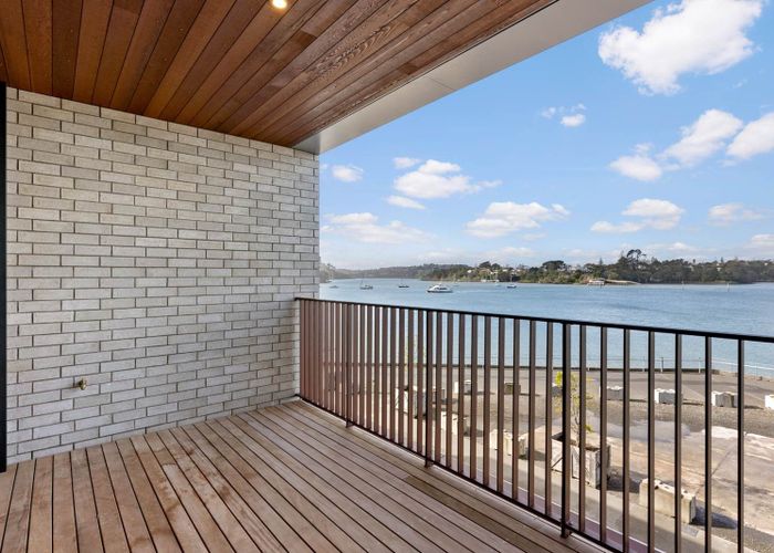  at 01 Catalin/6 Boundary Road, Hobsonville, Waitakere City, Auckland