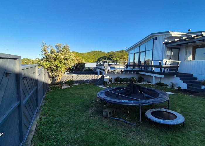  at 17 Maple Grove, Maungaraki, Lower Hutt