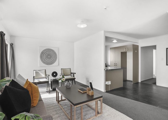  at 208 Solar Road, Glen Eden, Waitakere City, Auckland