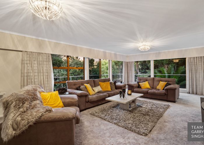  at 166 Mill Road, Manurewa