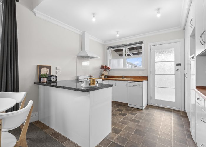  at 90 Villa Street, Masterton
