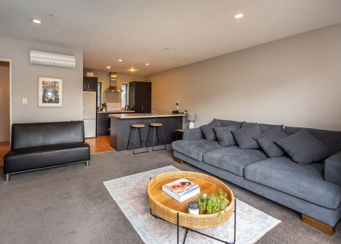  at 2/174 Strickland Street, Sydenham, Christchurch City, Canterbury