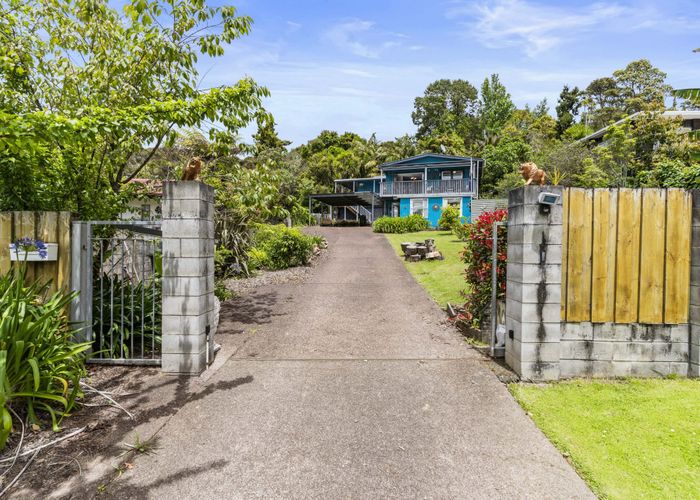  at 28 Mountain Road, Henderson Valley, Auckland