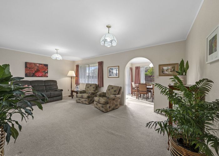  at 16 Donzella Place, Conifer Grove, Papakura, Auckland