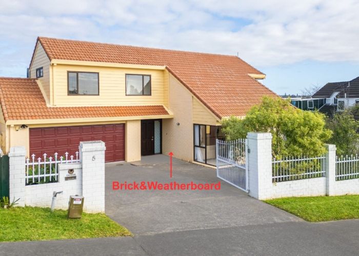  at 5 Eske Place, Highland Park, Auckland