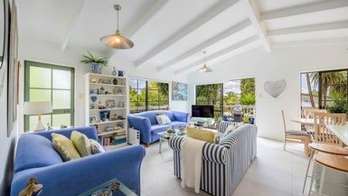  at 2/92 Coronation Road, Hillcrest, Auckland