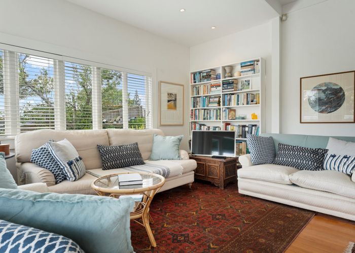  at 48 Meadowbank Road, Meadowbank, Auckland